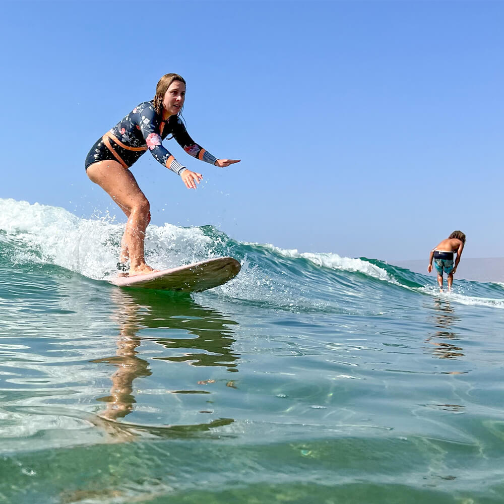 surf lessons intermediate